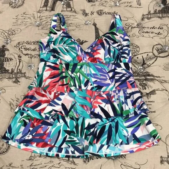 Swim Solutions Palm Springs Print Tiered SwimTop - Picture 4 of 6